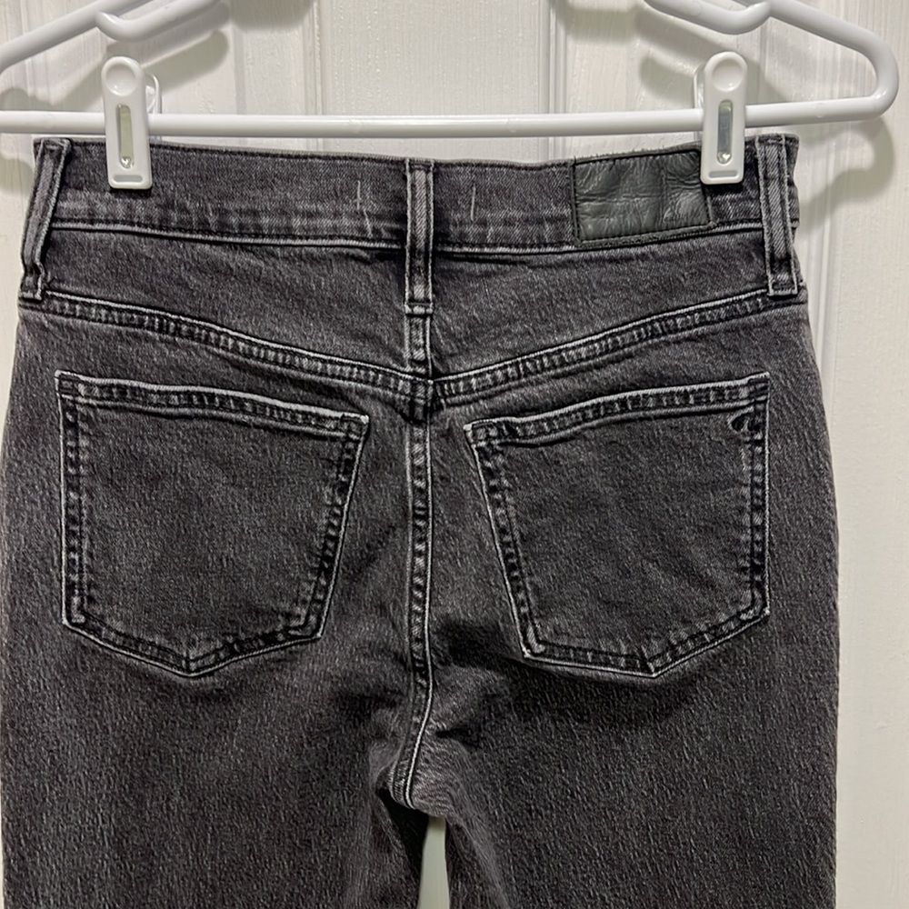 Madewell Perfect Vintage Jean in Lunar Wash (black) - Size 26 - Picture 5 of 11